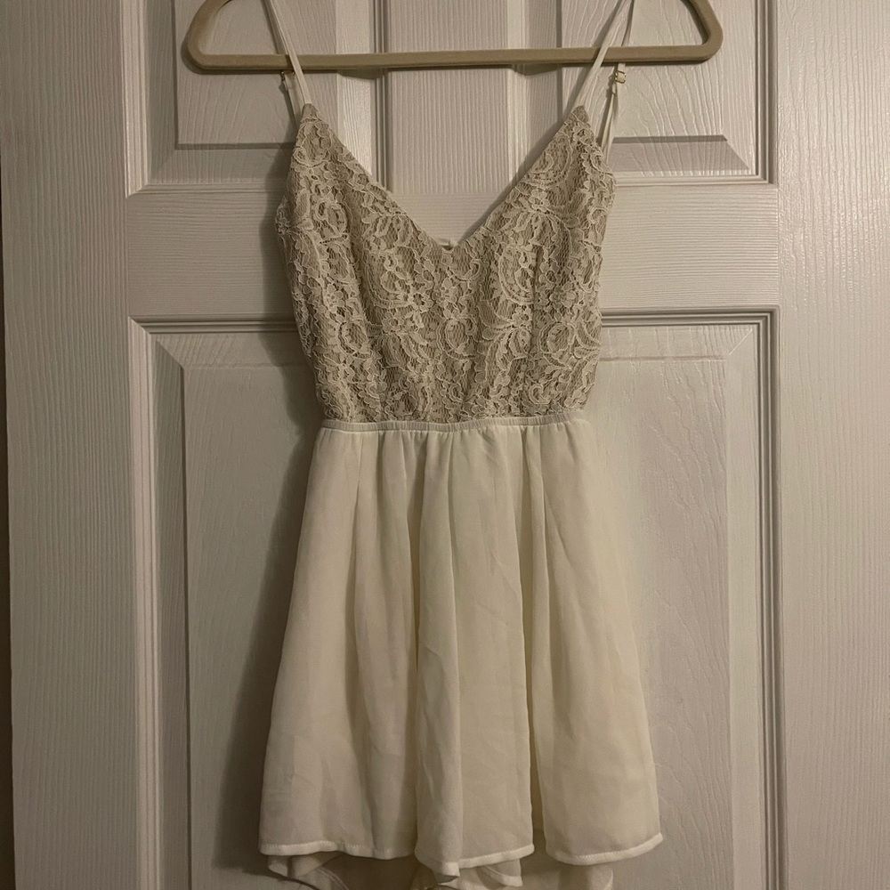 Elegant Lace Cream Dress